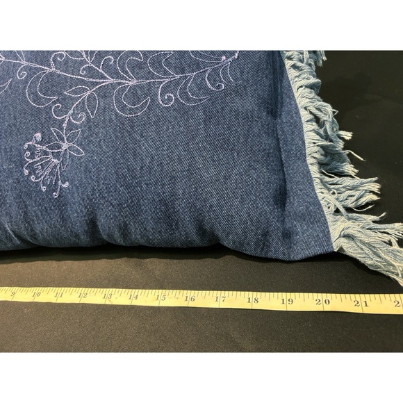 2 100% Cotton Blue Denim Premium Quality Cases includes 2 Travel/Throw Pillows - Picture 3 of 8